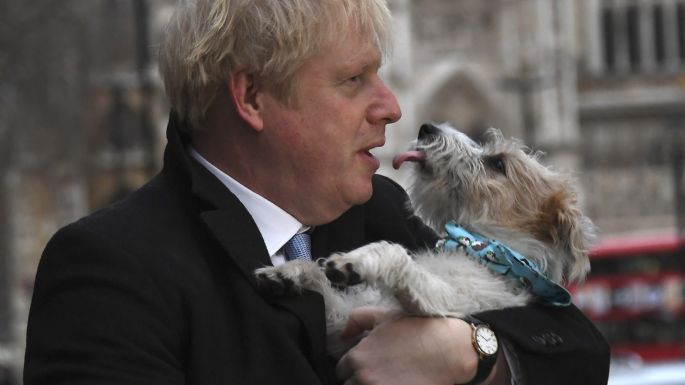 Boris Johnson arrasa en elecciones británicas y apuntala al Brexit