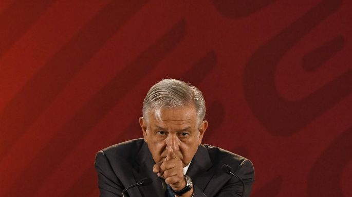 AMLO defiende a sus candidatos a la CRE; tienen "muchísima capacidad", dice