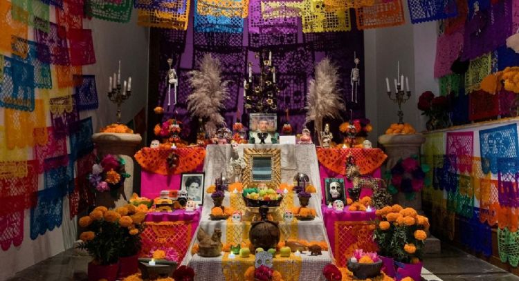 ¿Cuánto cuesta poner la ofrenda de Día de Muertos? Esto dice la Profeco