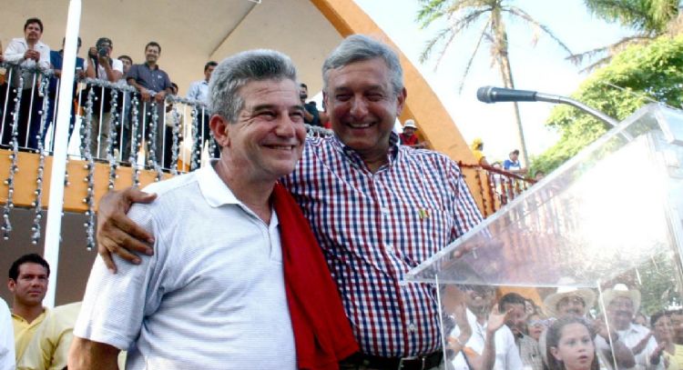 Hermanos de AMLO: quiénes son y a qué se dedican