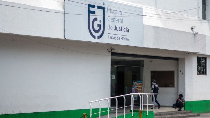 Detienen a dos adolescentes que llevaban el cadáver de otro joven en una maleta
