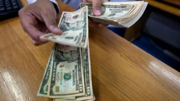 Advierten que plan de republicanos y Trump para cobrar 5% a remesas detonaría lavado de dinero