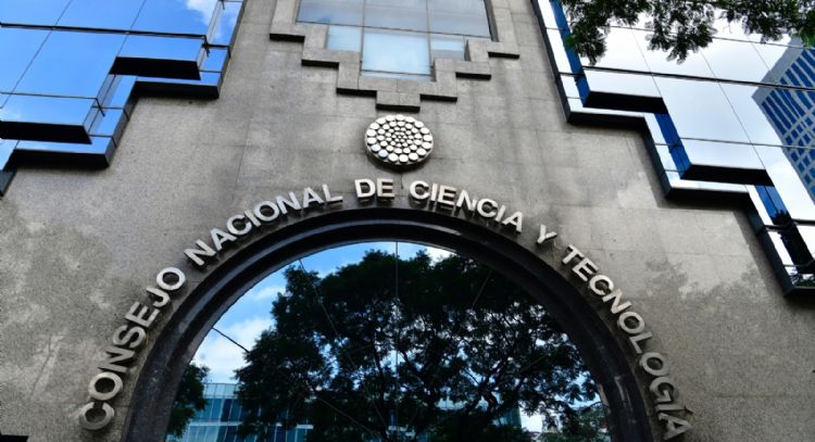 Conahcyt otorgó a Laboratorios Collins 50 mdp para investigación y desarrollo