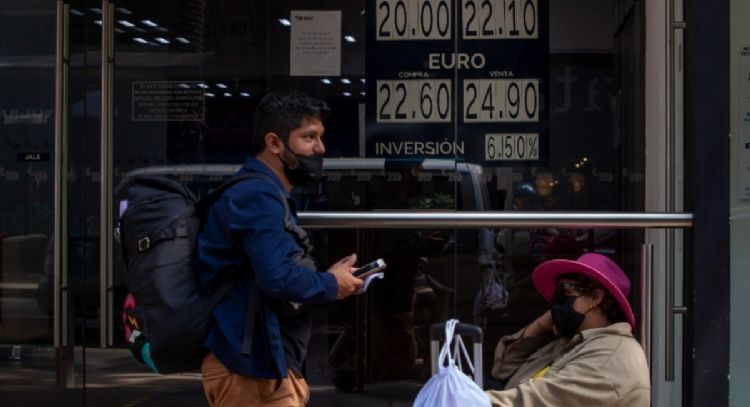 El peso logra su mejor cotización desde el 7 de noviembre; el dólar se cotiza en 20.03 pesos