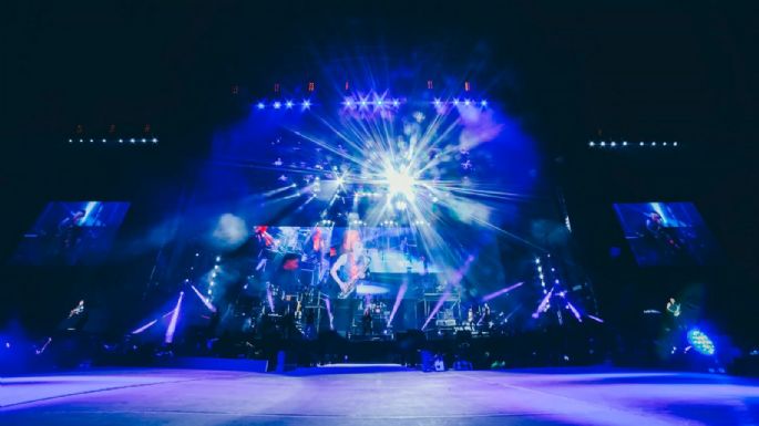 Panteón Rococó, pachangón y ofrendas ska en el Foro Sol