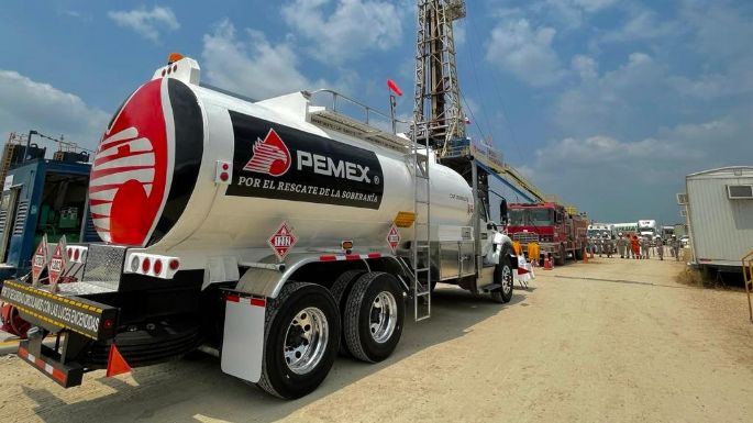 Sheinbaum asegura que contratos de Pemex fueron cancelados tras intento de soborno a funcionarios