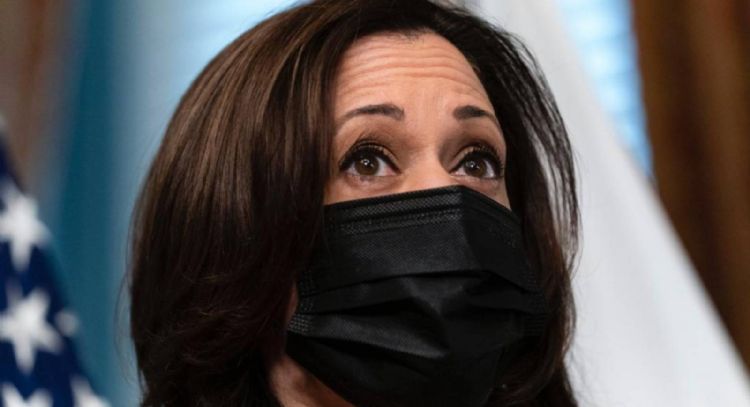 Biden designa a Kamala Harris para negociar temas migratorios con México y CA