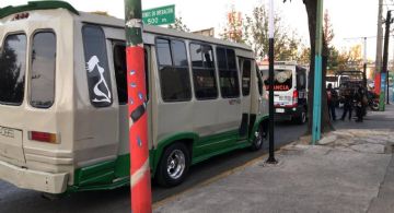 Transportistas de la CDMX negocian con el gobierno un aumento de tarifa