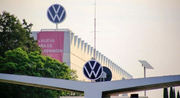 Trabajadores de VW Puebla aceptan el aumento salarial de 10.5%
