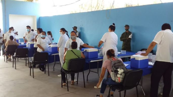 CETEG denuncia que cuatro maestros ya vacunados murieron por covid-19