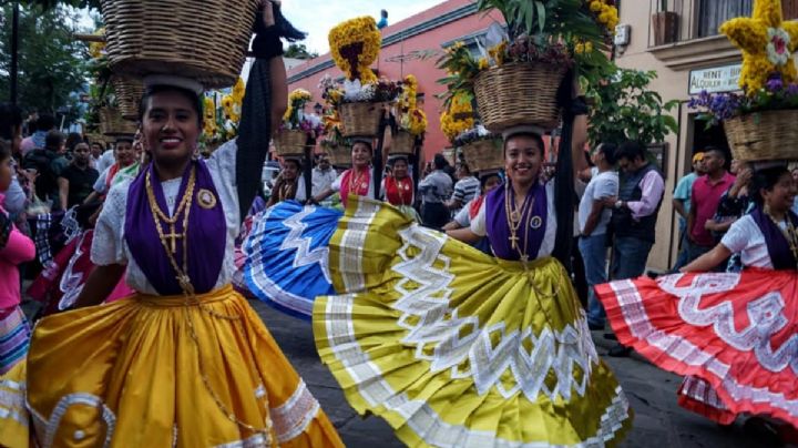 Denuncian que Casa Pedro Domecq utiliza la Guelaguetza como marca comercial