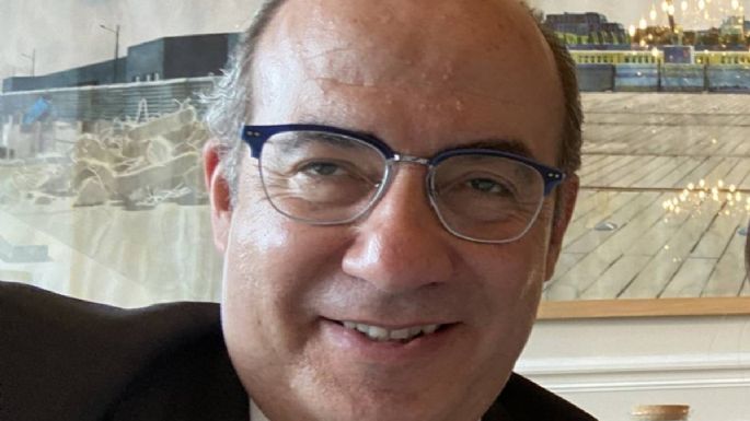 Felipe Calderón: "No a consultas gansito ni a estadios de béisbol"