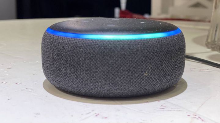 Amazon trabaja en una tecnología para Alexa que recupera la voz de personas fallecidas