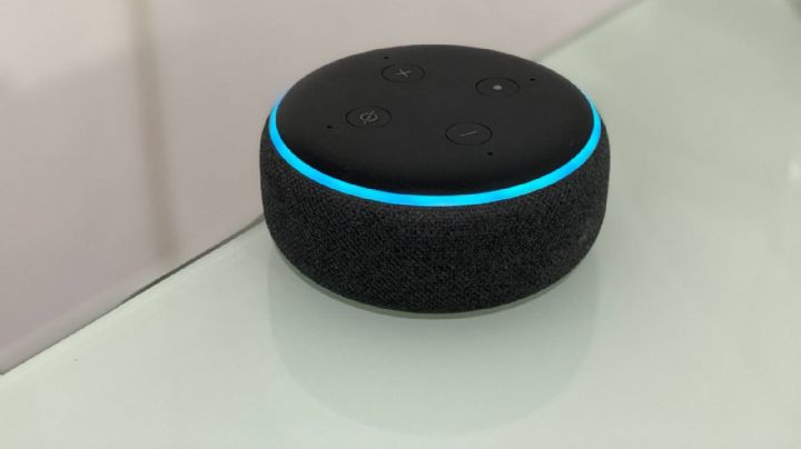 Se quejan contra Amazon por bullying contra mujeres llamadas como su asistente virtual Alexa