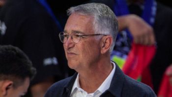 TV Azteca se declara en concurso mercantil, antesala de la quiebra; busca luz verde para no pagar