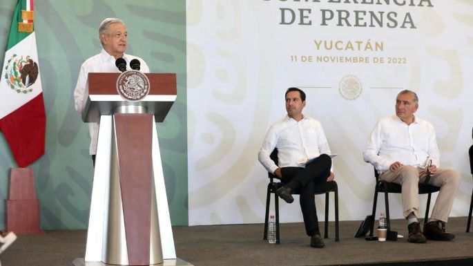Mauricio Vila es “mucho mejor” que otros candidatos de la oposición: AMLO