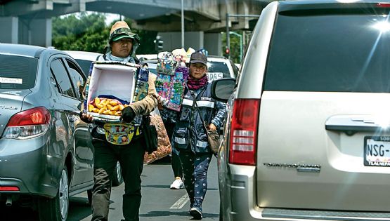 Economía mexicana cae en el primer trimestre del año: Inegi