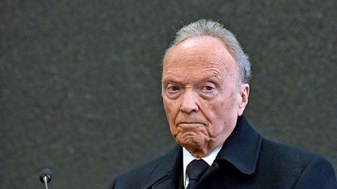 Multan al Gobierno de la CDMX por no pagar chalecos antibalas comprados por Alejandro Gertz Manero