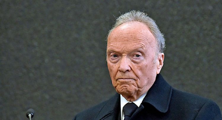 Multan al Gobierno de la CDMX por no pagar chalecos antibalas comprados por Alejandro Gertz Manero