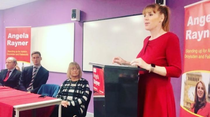 Johnson califica de "tontería misógina" un artículo sobre la líder laborista Angela Rayner