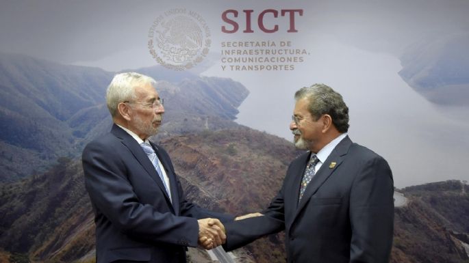 AMLO designa al militar Carlos Ignacio Velázquez Tiscareño como nuevo director del AICM