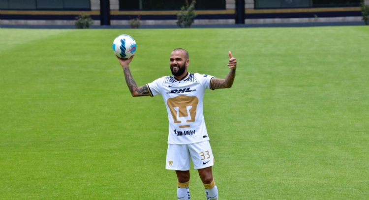 Pumas perdió ganando: Dani Alves deberá pagarles casi 42 millones de pesos