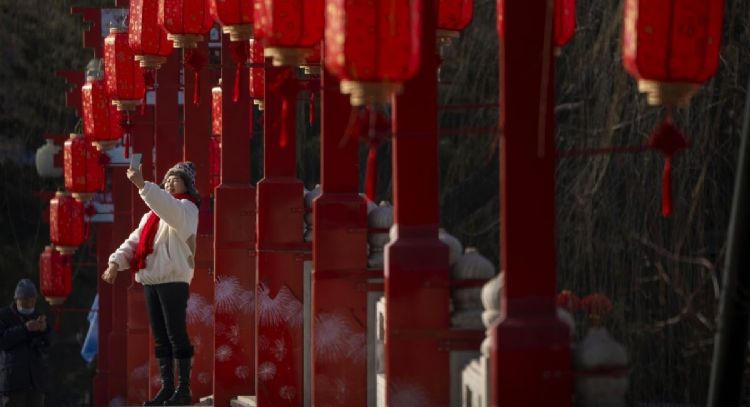 China fija objetivo de crecimiento económico del 5%; admite que no será fácil
