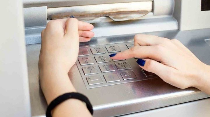 Bancos cerrarán durante tres días seguidos en mayo: estas son las fechas