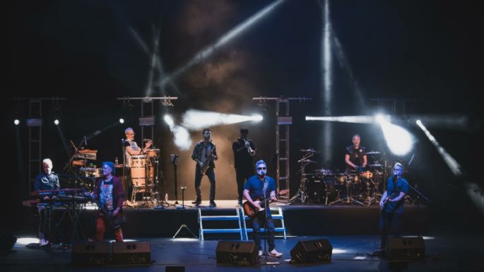Los Pericos, sobrevuelo en el Frontón México