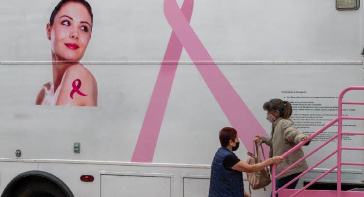 Ejercicio podría ayudar a combatir cáncer de mama