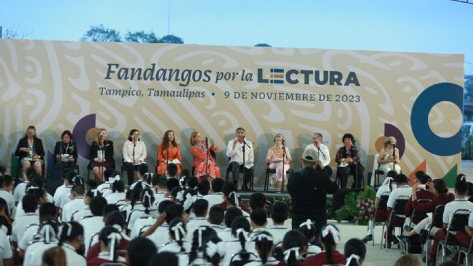 Leer para fortalecer la transformación, pide Américo a estudiantes