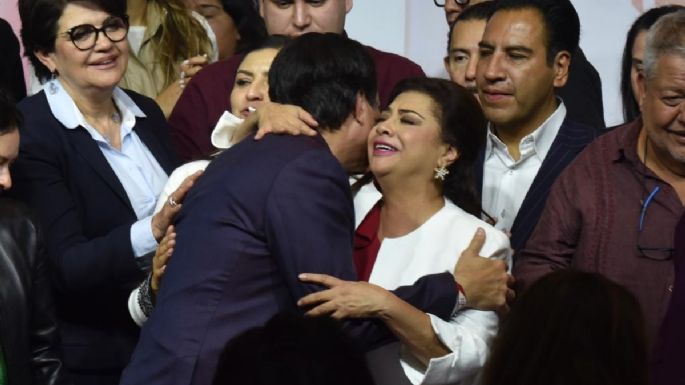 Omar García Harfuch arrasa en la encuesta, pero Clara Brugada será la candidata