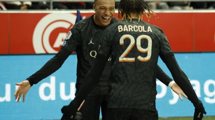 Con tripleta de Mbappé, PSG arrolla a Reims 3-0 y ya está en la cima de la liga francesa
