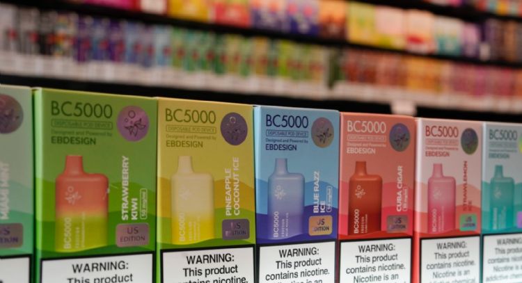 Congreso de la CDMX prohibe vapeadores y cigarrillos electrónicos