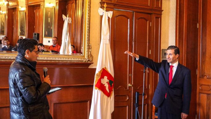 Asume el alcalde interino de Toluca; concluirá el trienio del presidente prófugo