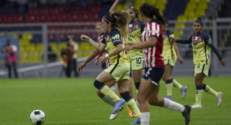 La lucha por un salario digno para las deportistas, cerca de rendir frutos