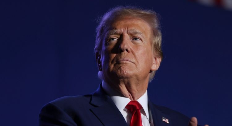 Diagnostican a Donald Trump con insuficiencia venosa crónica tras examen médico