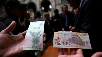 Peso pierde por presiones de Trump con el cobre y Canadá