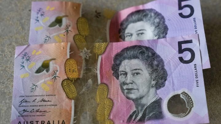 Australia elimina a la monarquía británica de sus billetes