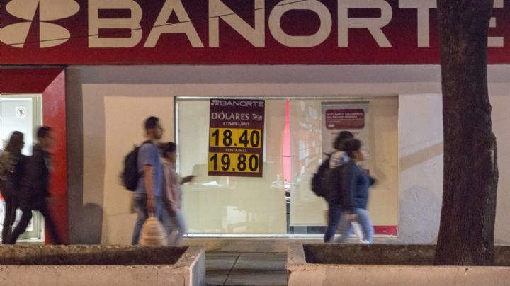 Peso arranca la semana con ganancias en medio de las protestas en Los Ángeles