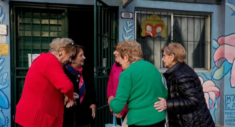 IMSS: Quiénes son los pensionados que sí recibirán aguinaldo en 2025