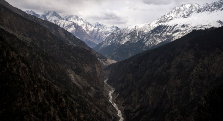 Glaciares del Himalaya podrían perder 80% de su volumen por calentamiento global