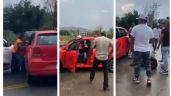 Conductor recibe una golpiza tras chocar y atropellar a una mujer en Oaxaca (Video)