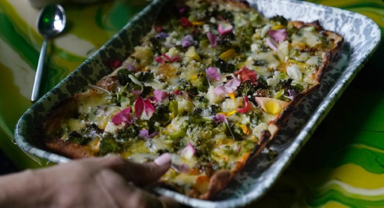 Un movimiento convierte toneladas de restos de comida en pizza y helado
