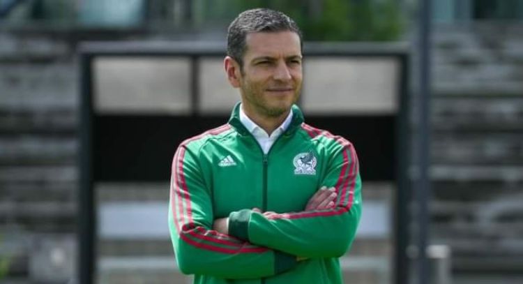 Partido ante Ecuador podría definir la continuidad de Lozano al frente de la selección mexicana