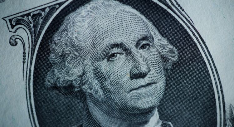 El peso le gana terreno al dólar por cuarto día consecutivo