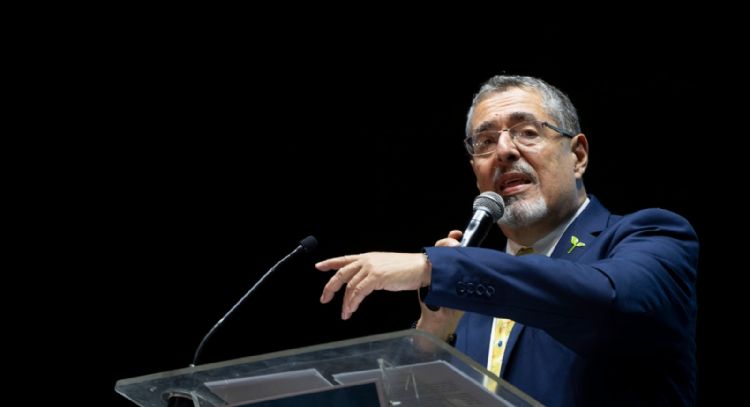 Arévalo niega acuerdo con EU para operar contra el narcotráfico en Guatemala