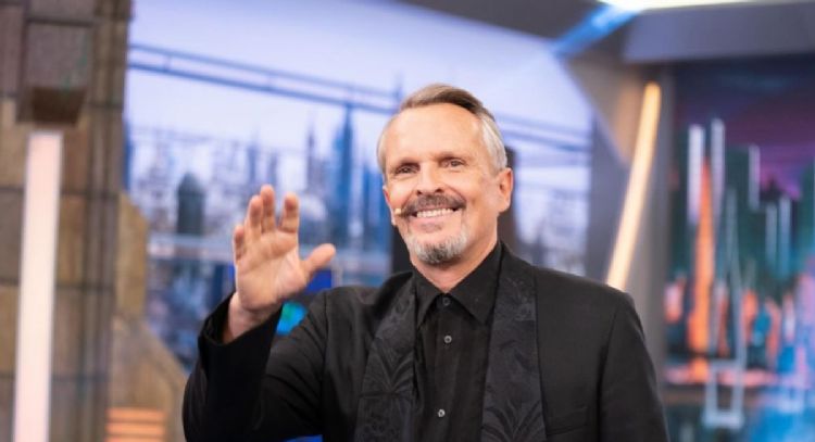Arman campaña en redes para pedir a Miguel Bosé que no se presente en festejo patrio en Culiacán
