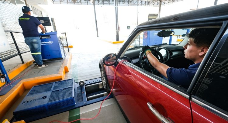 Verificación vehicular en Edomex: condonarán multas a ciertos autos en 2025