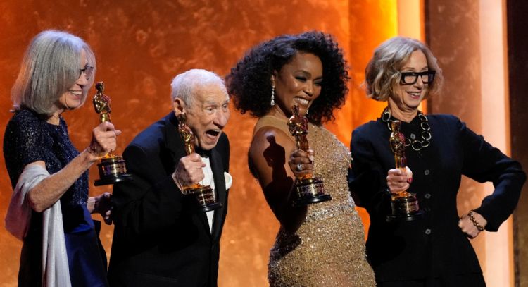 Mel Brooks y Angela Bassett reciben Oscar honorarios en gala estelar